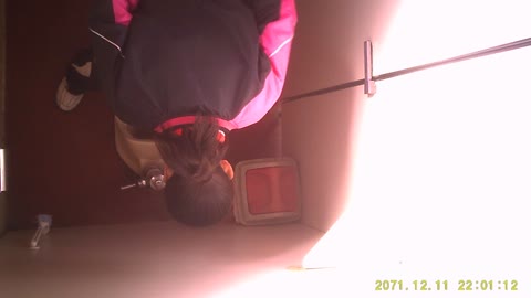         汗にじむ☆J〇スポーツ大会の女子トイレで熱戦！etc5本
    