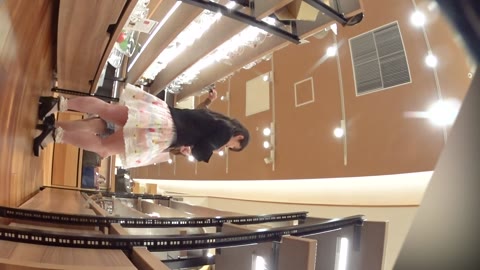         姿撮り逆さ撮り☆ｃっぽいこ娘＆超美人店員etc4作品
    