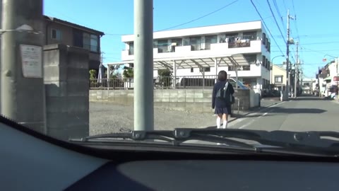         へんたい☆超美人な店員さんにドキドキ胸ちら＆ｐちら♪etc3本
    