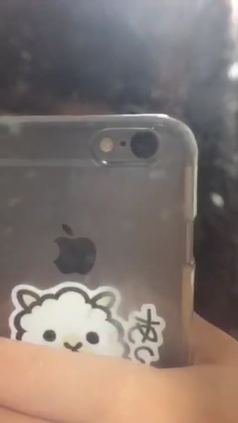         パンツの上からいたずらしーちゃう
    