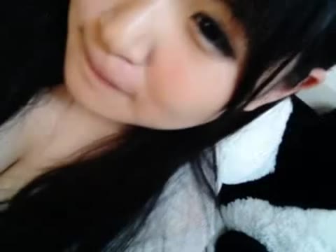         ポロっちゃう巨乳けー娘
    