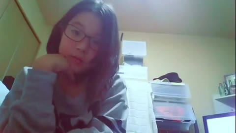         何でもリクして♬裏＆闇垢女子がSNSアプで凄いこと！etc6作品+
    