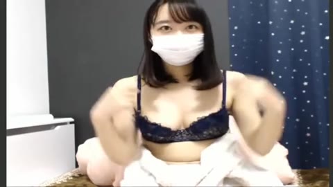         ♡こんな美少女が!!【157】ライブチャット (色白ふんわり癒やし系/清純黒髪少女の美乳/勃起乳首)
    