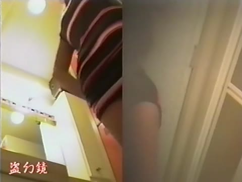         日焼けサロンシャワー潜入撮り！vol.1
    