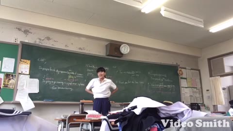         教師が流出J校内教室の着替え1
    