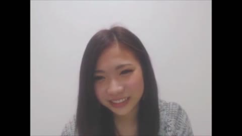         巨乳で童顔なお姉さんがおっぱい丸出しエロ配信！
    