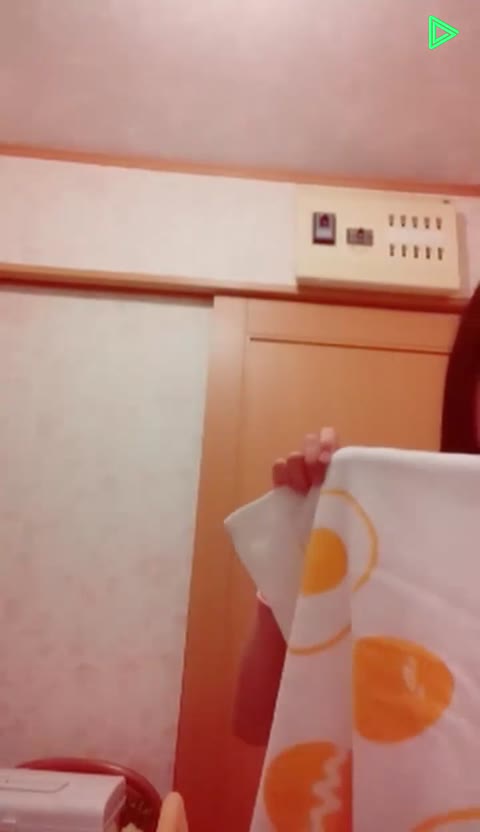         発育良すぎな処女のｋｃ娘とスカイプで見せ合う♪etc5作品+
    