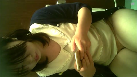         女子トイレ盗撮(283)就活生ご来室！爆音おなら笑顔順番待ち便器内カメラ２名のアソコ下りてくる全９名
    