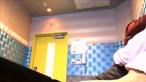         超美形な眼鏡っ娘がスマホの前で生着替えからの・・！etc6作品
    