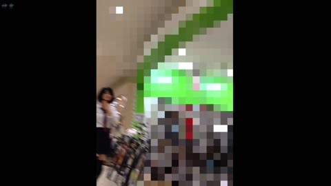         めくった瞬間お尻に接触！透け透けエロPのJ○にバレました【鬼畜スカートめくり29】 ～めくり9連発～ SALE
    