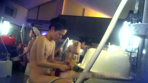         【ミッション：極上ターゲットを探せ！】TG.06 【二等兵】スレンダー奥様の可愛い微乳
    