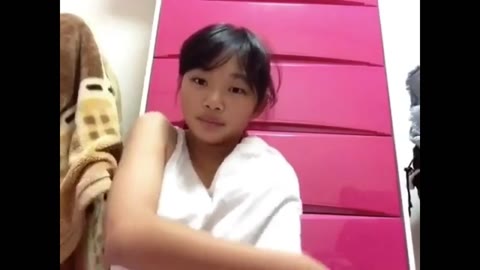         よくわからない♬純真無垢な1年生とスカイプレッスン！etc5本+
    