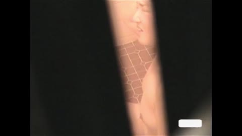         【のぞき】民家 夜間徘徊での女子入浴中＆バレ3発★15名以上～ 46分Ⓐ©ⒼⅩ
    