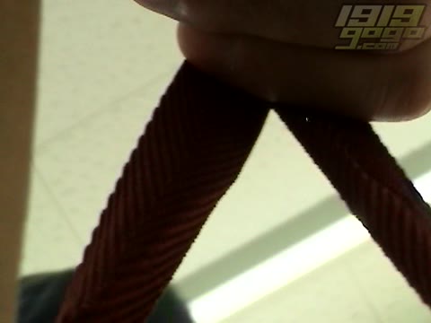         コンビニ立ち読みギャルパンチラ盗撮1
    