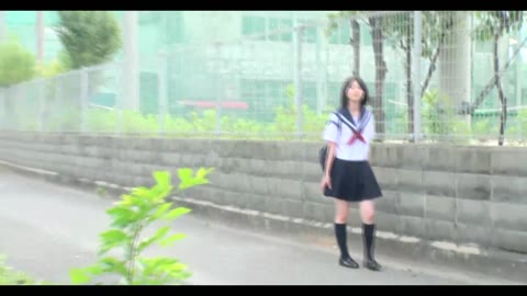         車内にて小さいあそこにちょっと無理やり　無修正
    