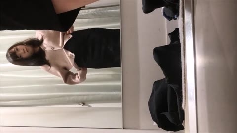         12月新しいG店試着着替え
    