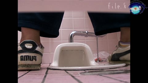         マ○コ丸見え！！第二体育館潜入撮File.8前編
    