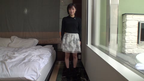         【顔出し・個人撮影】素人娘の全裸オマ○コ接写観察動画★ユリナ ★FULL HD　１９２０ｘ１０８０
    