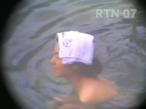         盗撮美人秘湯 激 潜入露天 七番湯
    