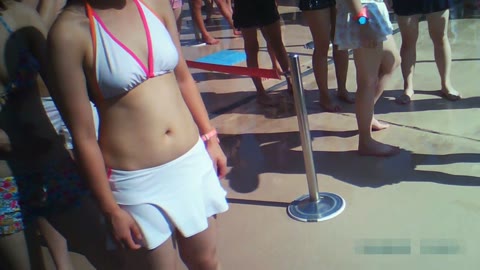         視姦！プールサイドのマーメイド File.09
    