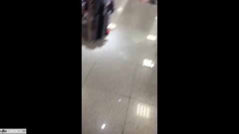         【完全オリジナル】現役を盗撮【part02】
    