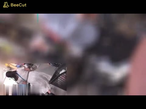         （PC/携帯対応）道を教えてくれた美少女に裏切り行為！！！
    