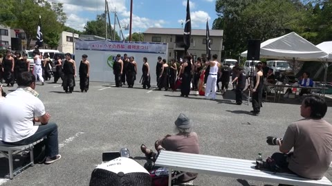         令和販売！！４Ｋ高画質！！ダンス！！セクシーなチューブトップで踊る踊り子たち！！n134
    