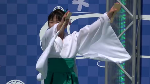         令和販売！！４Ｋ高画質！！ダンス！！着物からこぼれそうに見える○○！豊満な踊り子！！n141
    