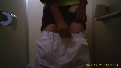         テニスクラブ！トイレ盗撮 Vol.13
    