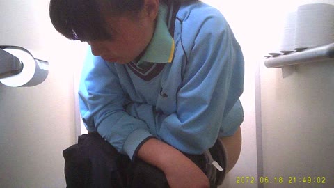         Cのテニス大会トイレ 美少女ちゃん顔あり＆マ〇コ丸見えバージョン！！
    