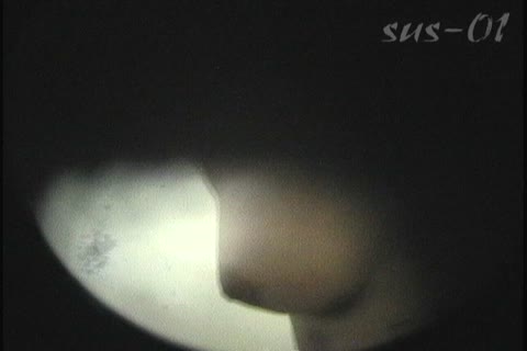         No.3 金髪ギャル 薄い陰毛の奥は一本スジが。
    