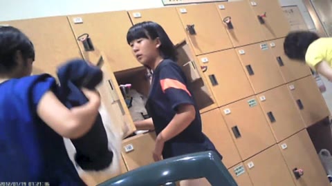         現役ギャル盗撮師 hana様の女風呂潜入撮！Vol.1
    