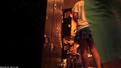         現役ギャル盗撮師 hana様の女風呂潜入撮！Vol.4
    