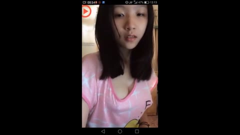         女性のウェブカメラとお風呂
    