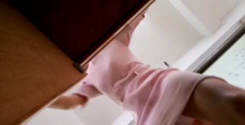         憧れの女教師　白パンと縞パン
    