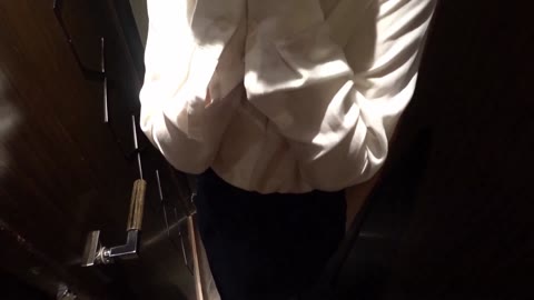         旦那とエッチしちゃったお仕置に突然の呼び出し連絡！仕事帰りにノーパン・ノーブラでホテルに来させ即生ハメ・顔射！仕事着衣のまま大量ぶかっけで旦那の元へリバース
    