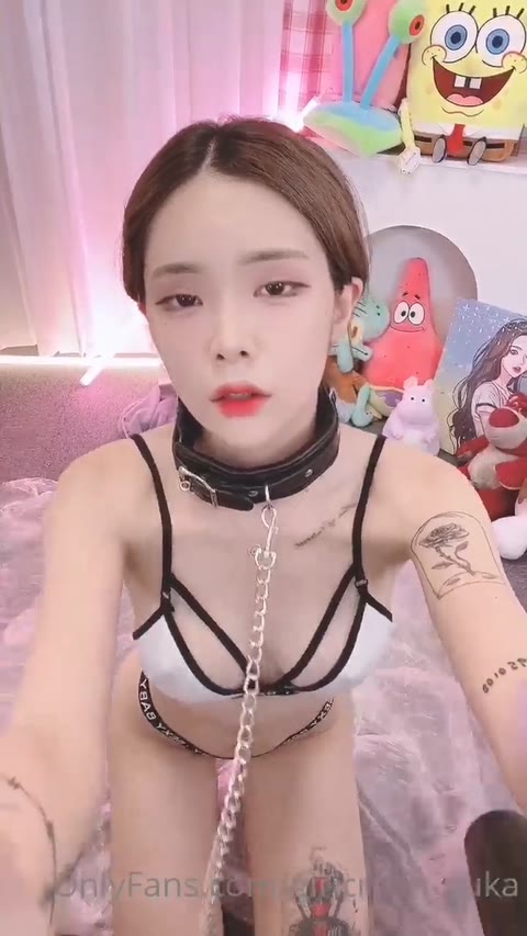         mysitcの元妻がビジネスに参入して稼いだ！一晩で6千ドル
    