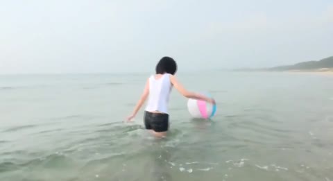         かわいい娘と露出野外中出しSEX記
    