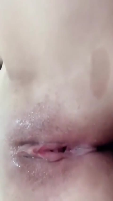         つるぺた中華娘が尻尾付きアナルプラグ入れて前も後ろもSEX動画_1080p
    