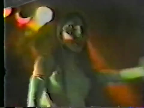         バブル期のアソコ丸出しお立ち台ボディコンダンサー
    