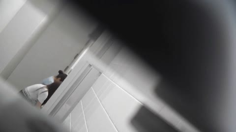         vol.28 命がけ潜伏洗面所！ ∑(ﾟДﾟ)ｱッ
    