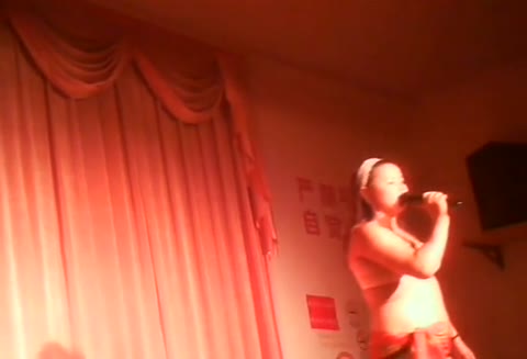         無修正　「地下どる 全裸 ライブ 中国の闇」
    