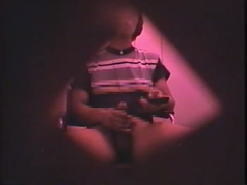         ビデオ試写室盗撮
    