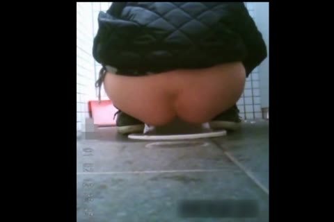         女子●生陸上部後方トイレ 2
    