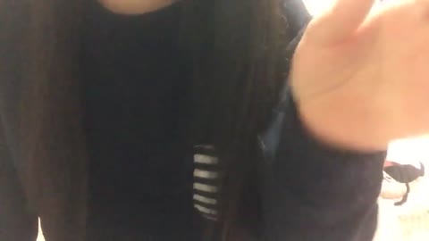         視聴者からのリクでお◯んこ見せるK
    