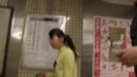         トップアイドルになるために、スケベ親父と枕しまくりな●学生少女
    