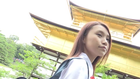         初フルヌードみ〇うちゃん。若さ弾ける張りのあるおっぱいと輝く美肌。
    