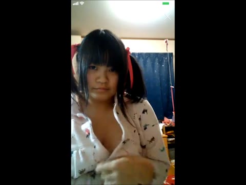         チン見せたら「えっ・・すごっ・・太くない？」
    