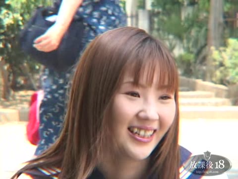         制服のままハメられて 山田まり
    