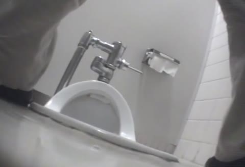         無修正　潜入！女子大トイレ
    